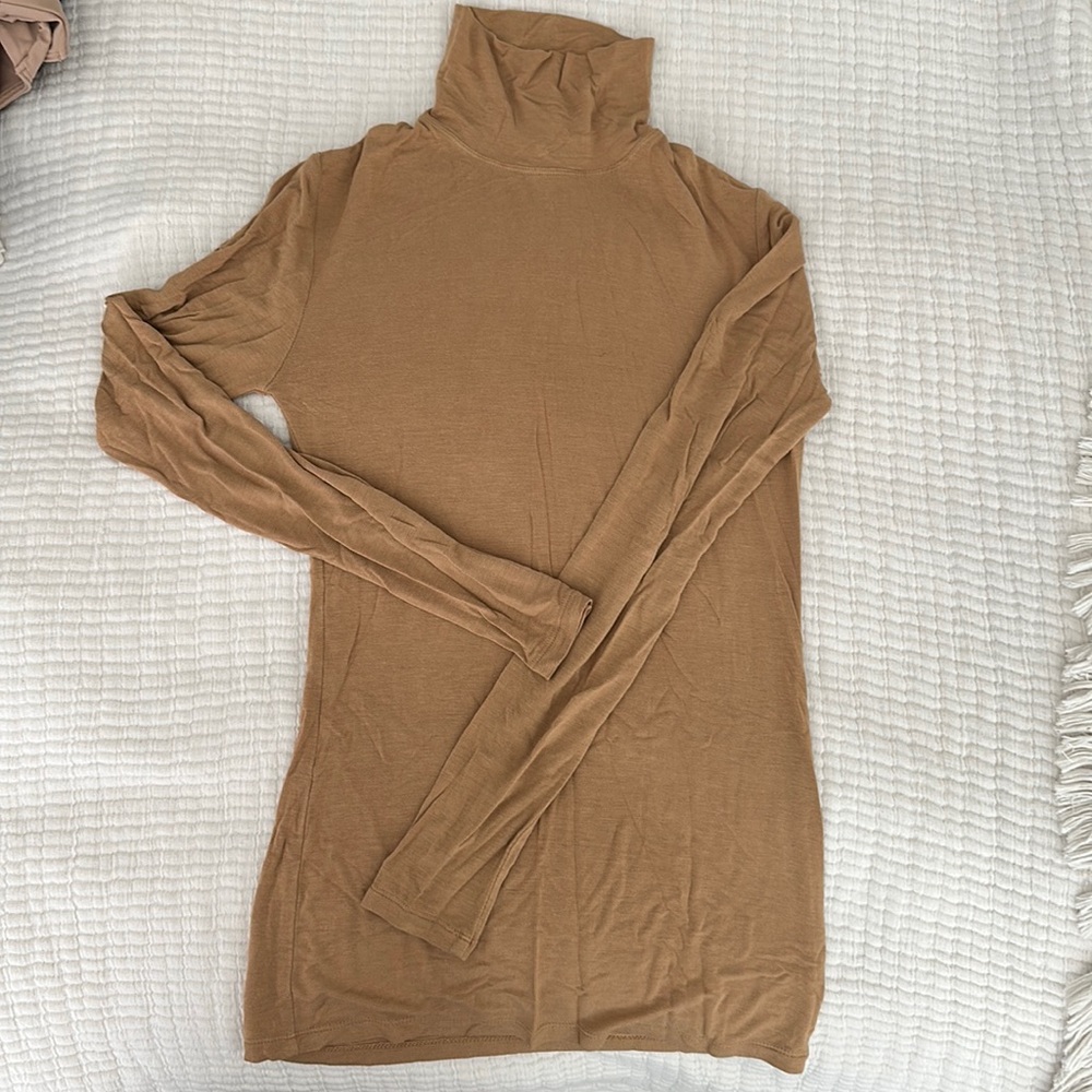 Bcbg long sleeve shirt